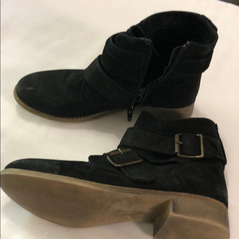 Ankle boots